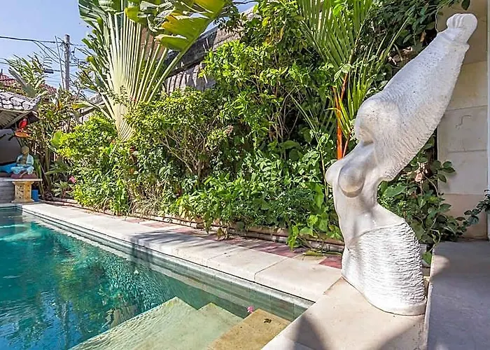 Private 3 Bedrooms Enclosed With Pool * Seminyak (Bali)