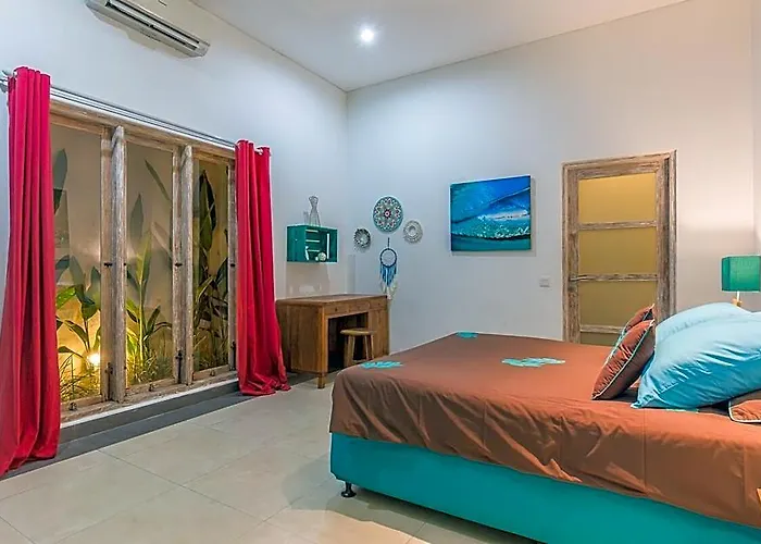 Private 3 Bedrooms Enclosed With Pool