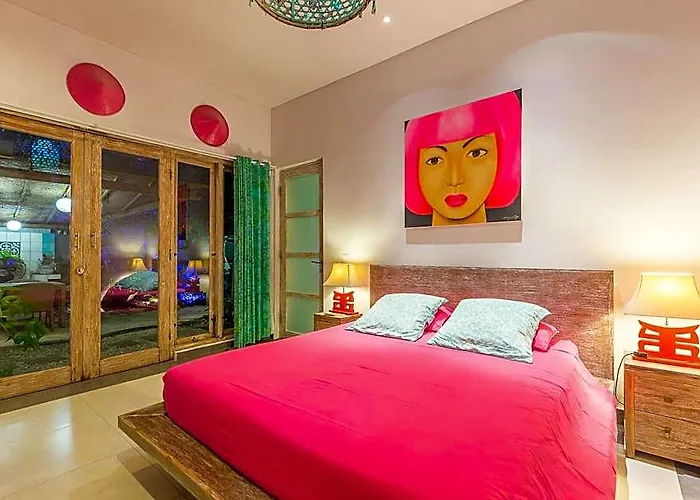 Private 3 Bedrooms Enclosed With Pool Villa