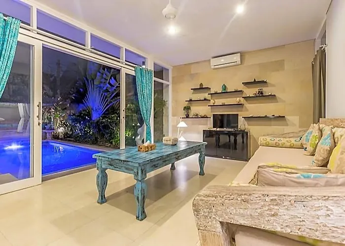 Private 3 Bedrooms Enclosed With Pool * Seminyak (Bali)