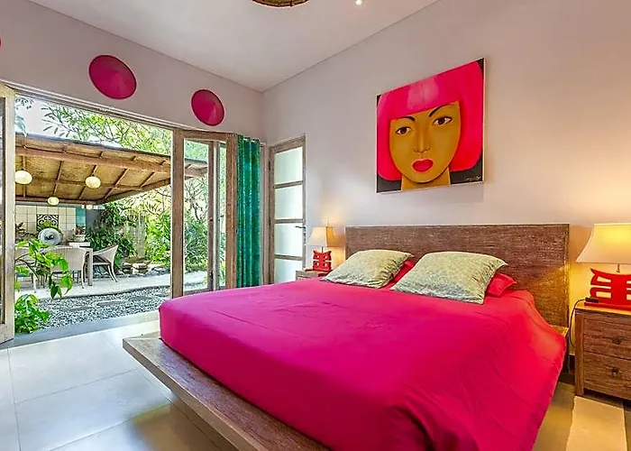 Private 3 Bedrooms Enclosed With Pool Villa